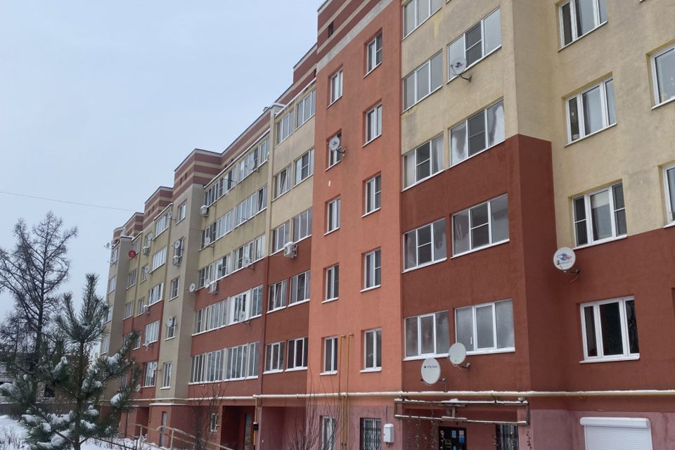 Купить 2-комнатную квартиру, 46 м² по адресу Иваново, проспект Ленина, 112А, 1 э
