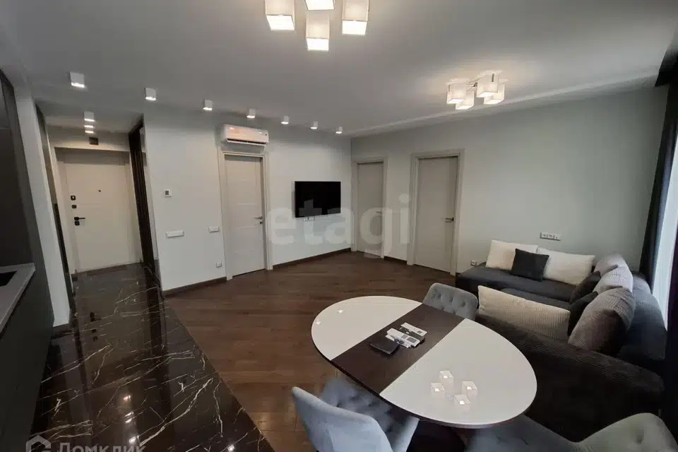 Продаётся 3-комнатная квартира, 66.8 м²