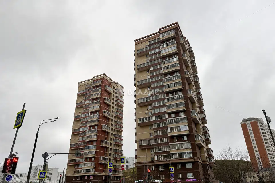 Продаётся 1-комнатная квартира, 38 м²