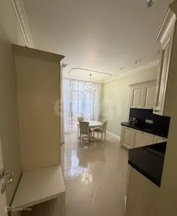 Продаётся 3-комнатная квартира, 98.3 м²