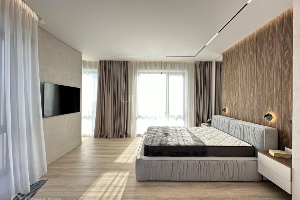Продаётся 4-комнатная квартира, 114.4 м²