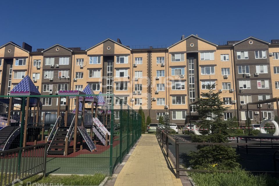 Продаётся 1-комнатная квартира, 38 м²