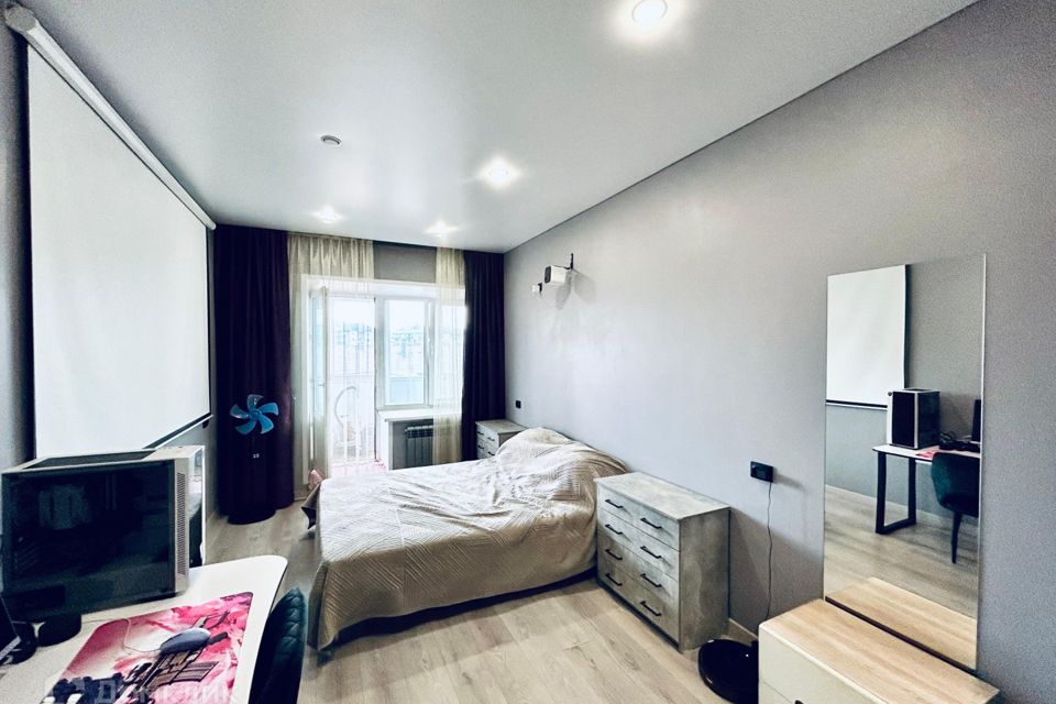 Продаётся 1-комнатная квартира, 42 м²