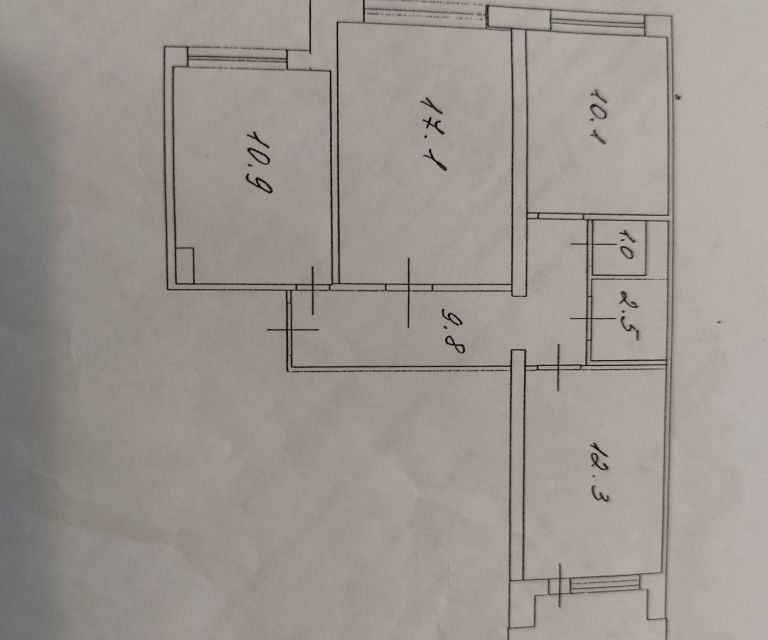 Продаётся 3-комнатная квартира, 65.8 м²