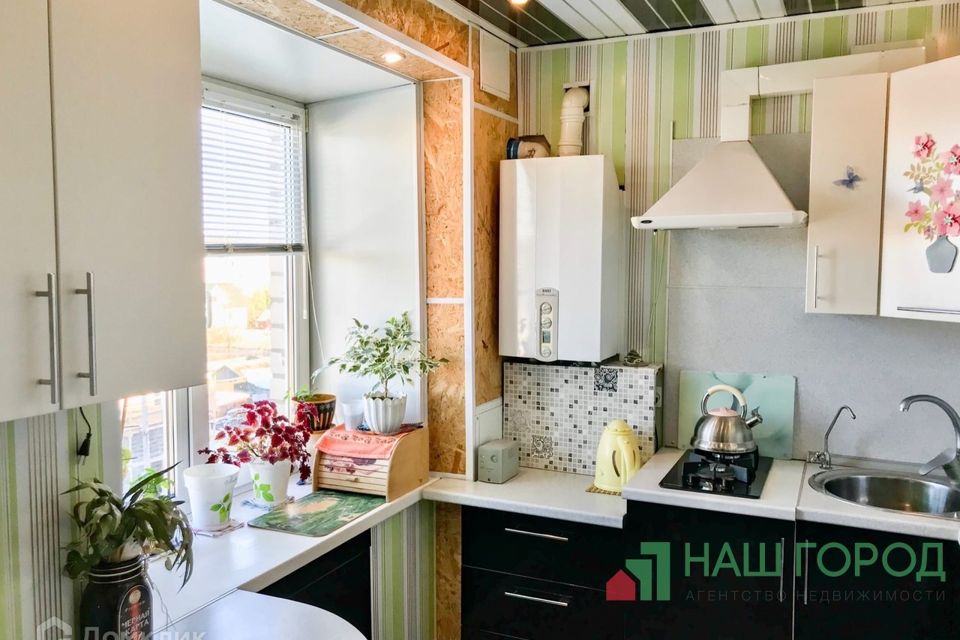 Продаётся 3-комнатная квартира, 61.4 м²