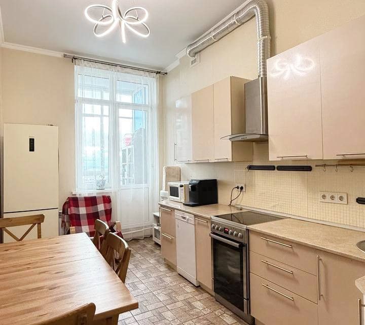 Продаётся 1-комнатная квартира, 45.5 м²