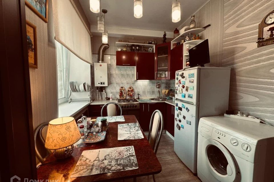 Продаётся 2-комнатная квартира, 41.8 м²