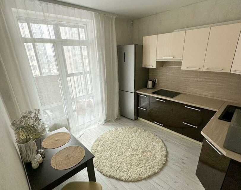 Продаётся 1-комнатная квартира, 38 м²