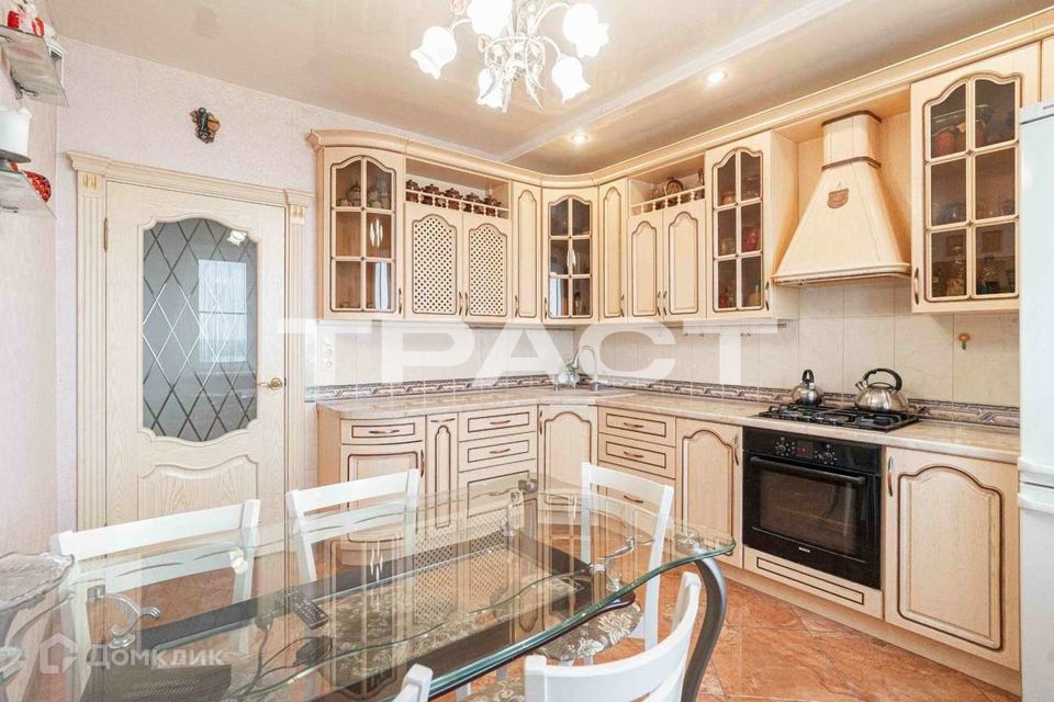 Продаётся 2-комнатная квартира, 73.7 м²