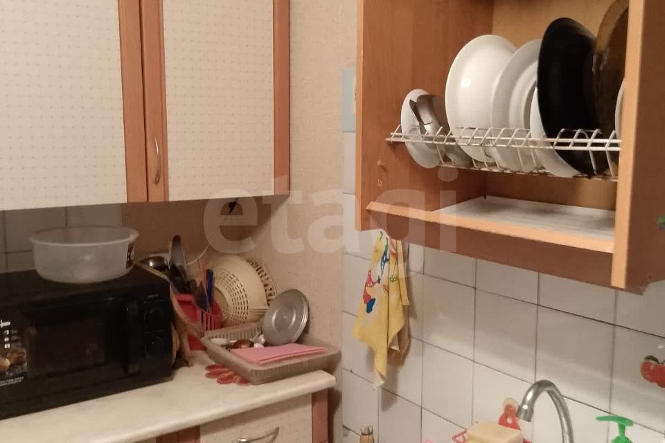 Продаётся 3-комнатная квартира, 52.2 м²
