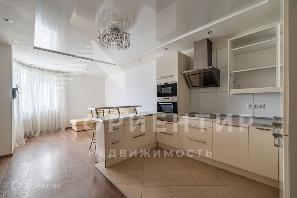 Продаётся 2-комнатная квартира, 74.8 м²