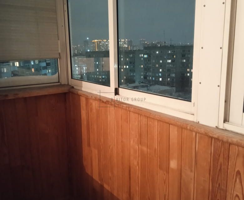 Продаётся 3-комнатная квартира, 60.5 м²