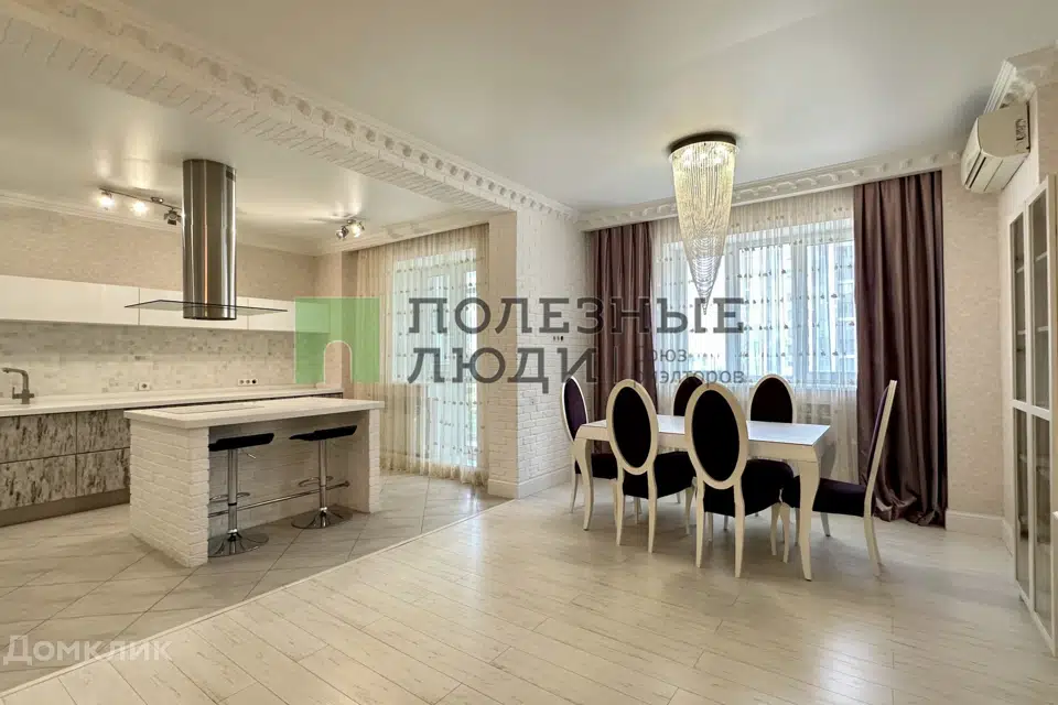 Продаётся 3-комнатная квартира, 99.8 м²