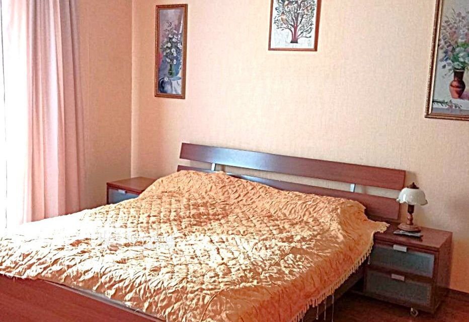 Сдаётся 2-комнатная квартира, 55 м²
