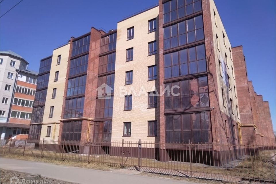Продаётся 1-комнатная квартира, 47.8 м²