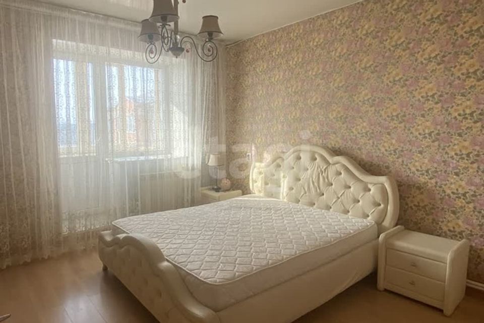 Продаётся 3-комнатная квартира, 90.2 м²