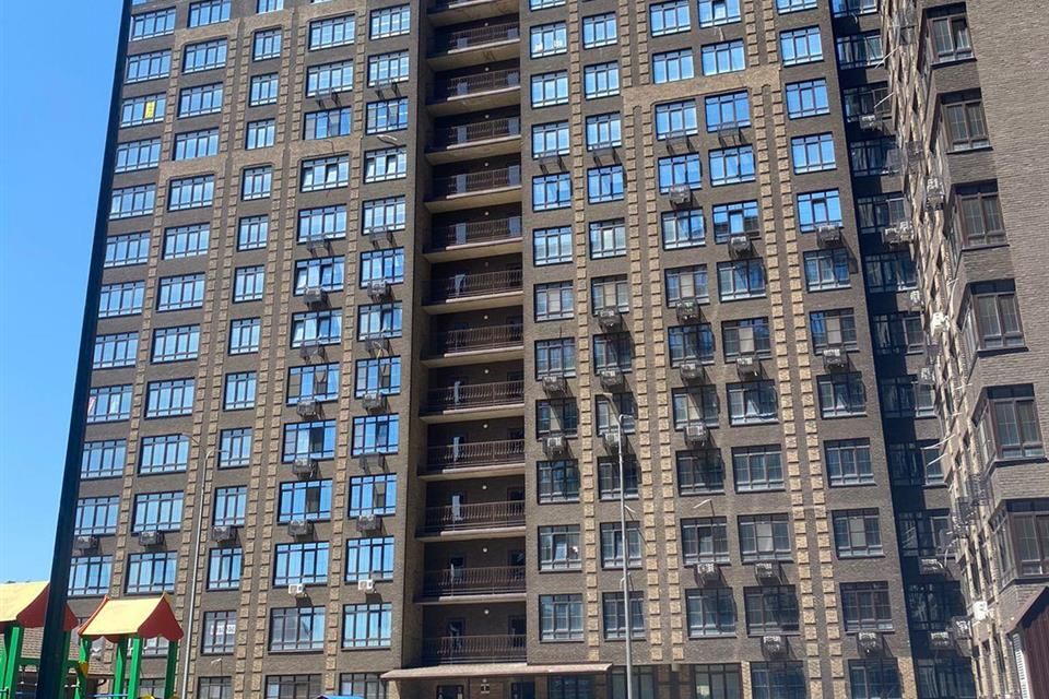 Продаётся 1-комнатная квартира, 56.5 м²