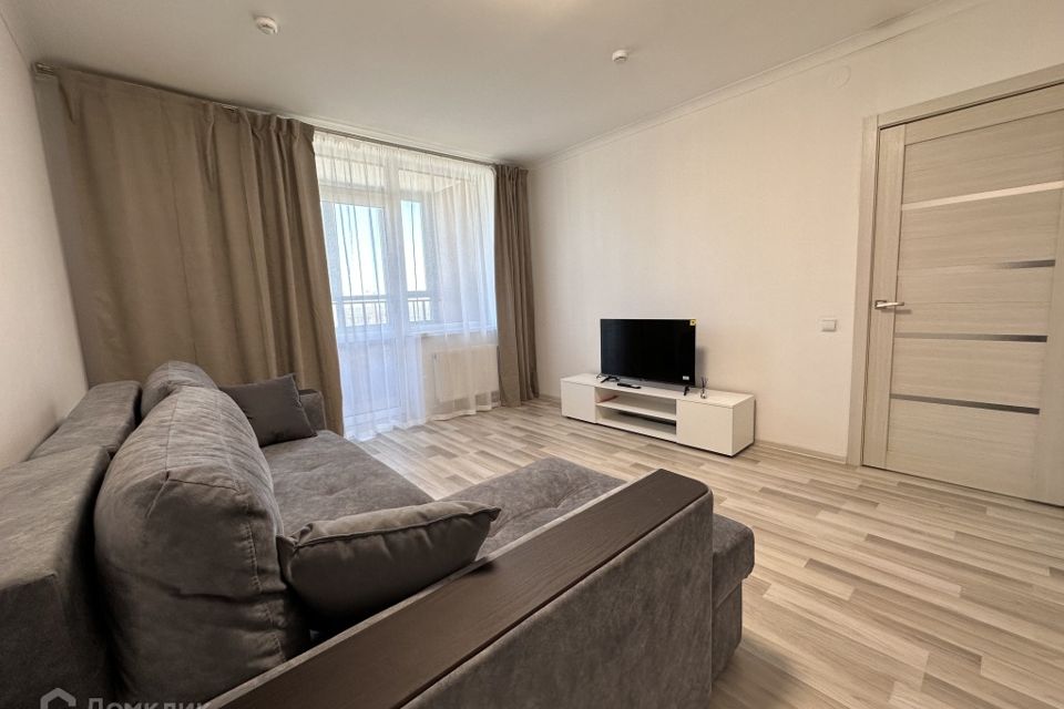 Сдаётся 1-комнатная квартира, 42 м²