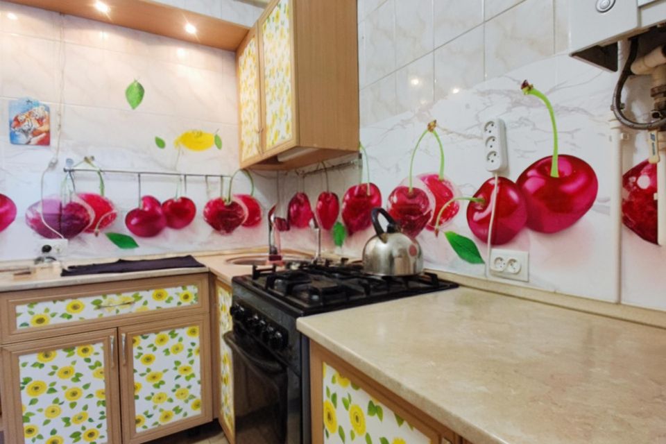 Продаётся 3-комнатная квартира, 65.9 м²