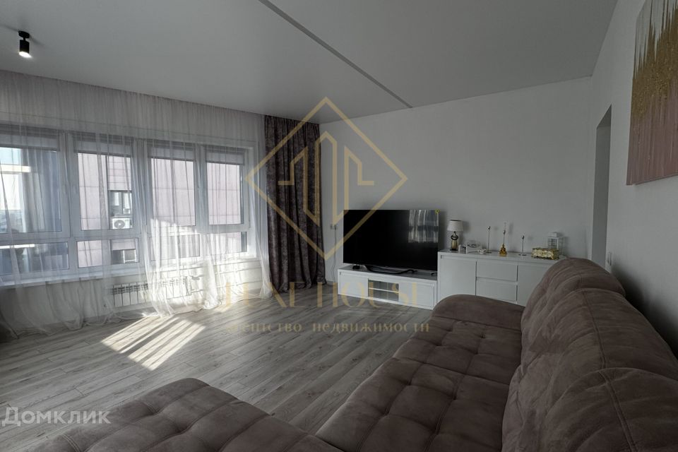 Продаётся 2-комнатная квартира, 65.3 м²