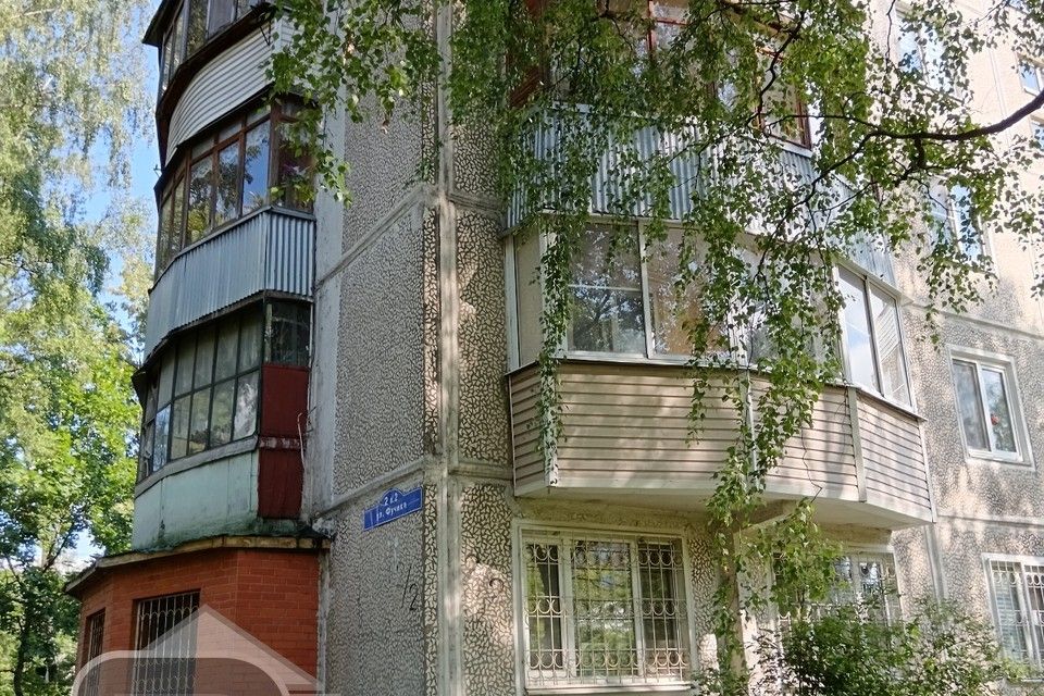 Продаётся 3-комнатная квартира, 56.9 м²