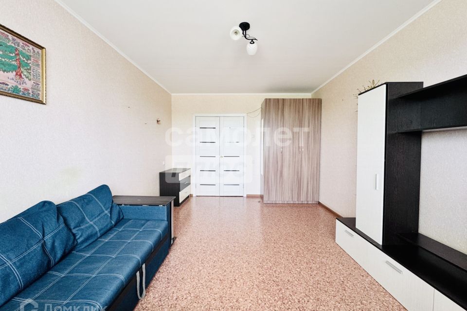 Продаётся 3-комнатная квартира, 76.2 м²