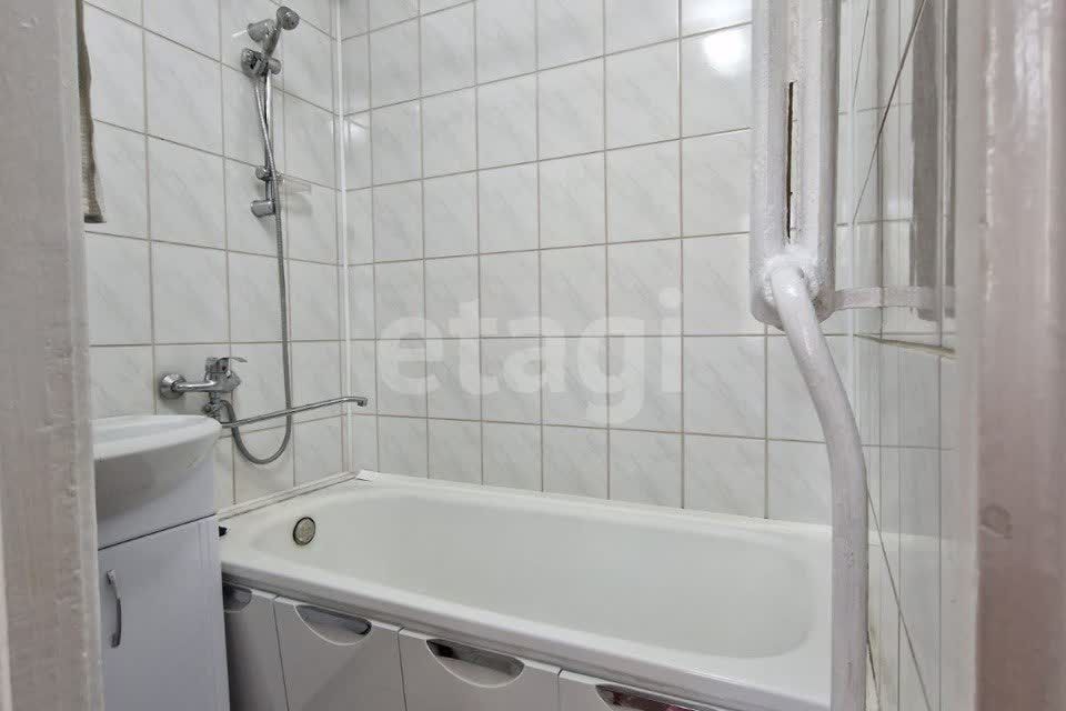 Продаётся 3-комнатная квартира, 56 м²