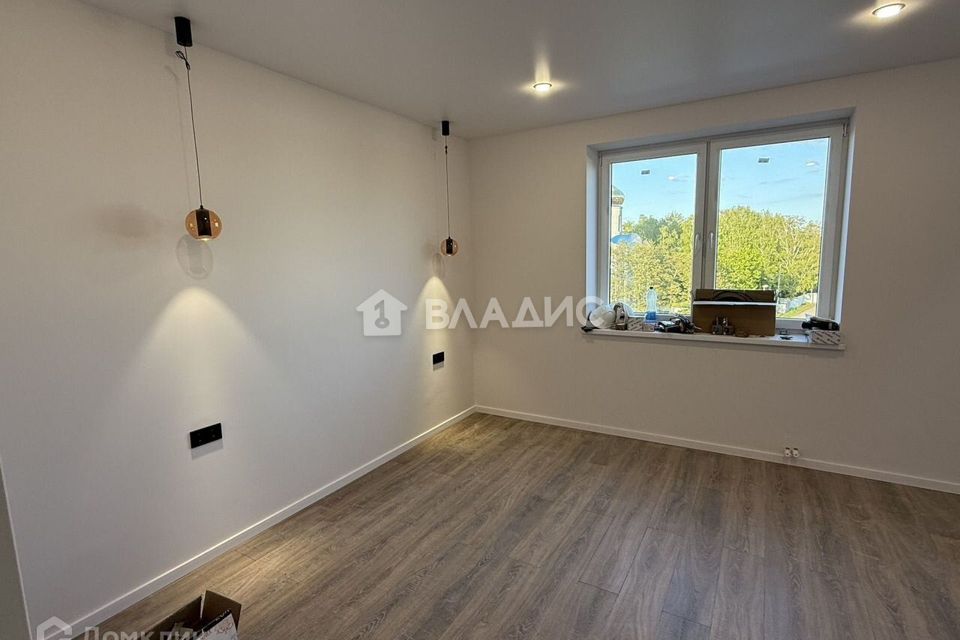 Продаётся 1-комнатная квартира, 43.3 м²