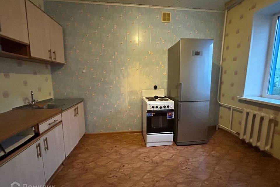 Продаётся 1-комнатная квартира, 43.2 м²