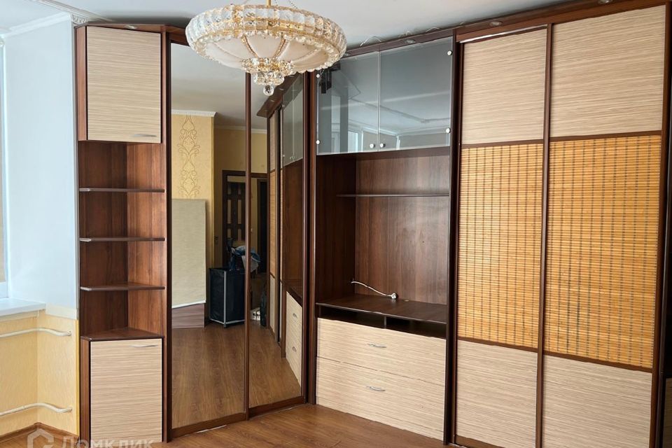 Продаётся 1-комнатная квартира, 55 м²