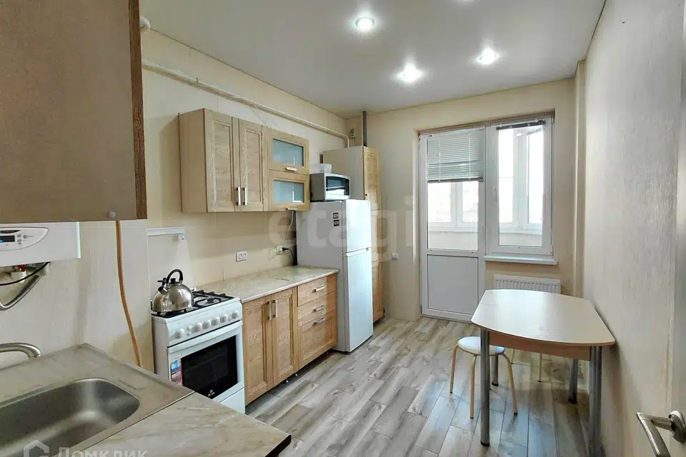 Продаётся 1-комнатная квартира, 38 м²