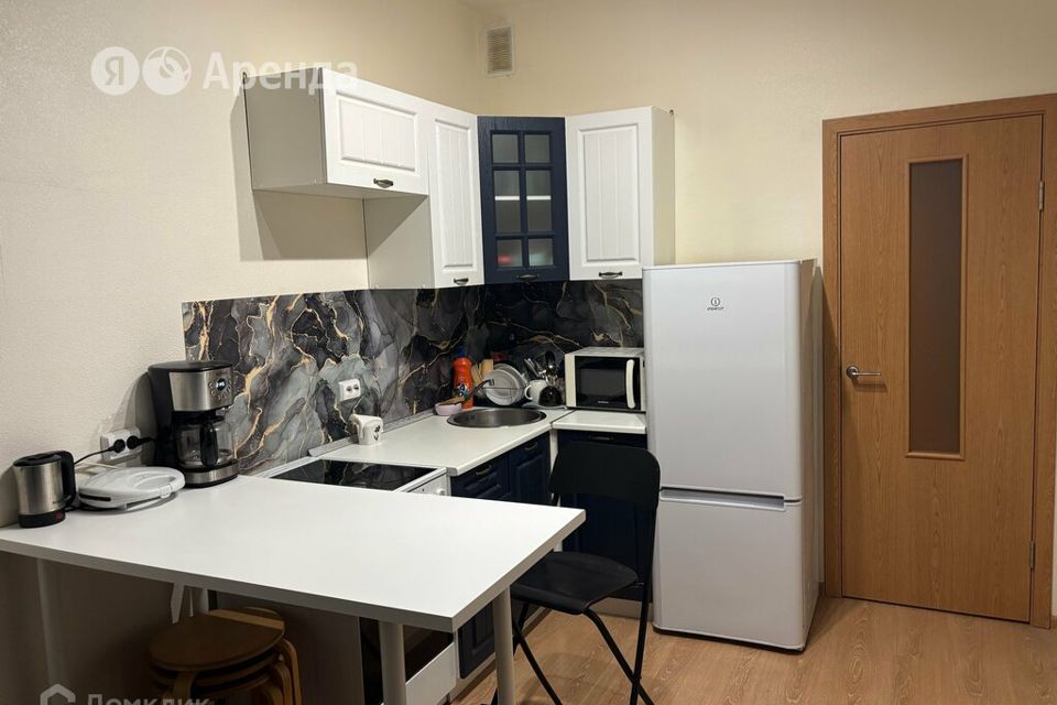 Сдаётся 1-комнатная квартира, 43 м²