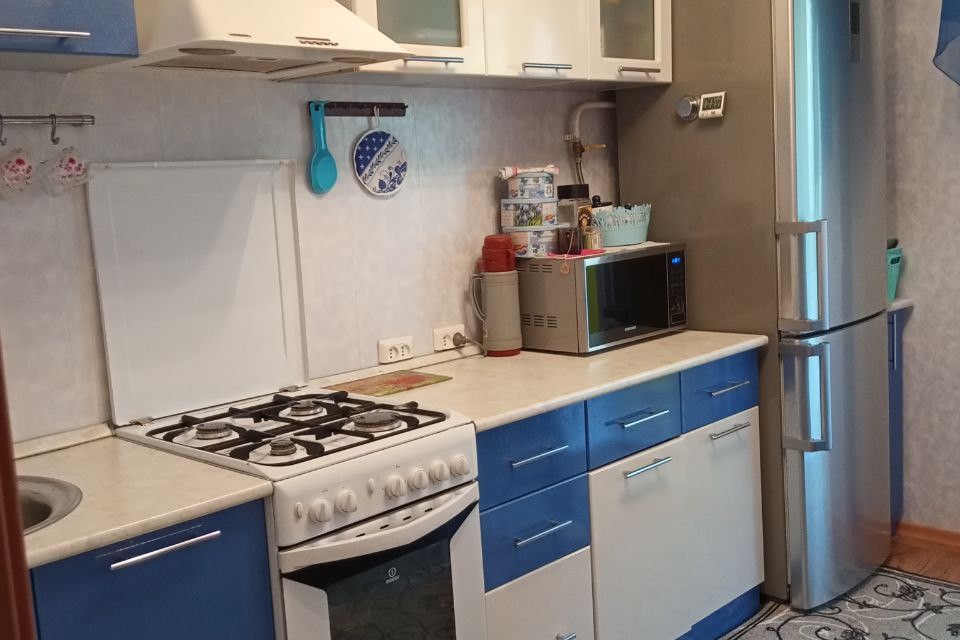 Продаётся 3-комнатная квартира, 61.4 м²