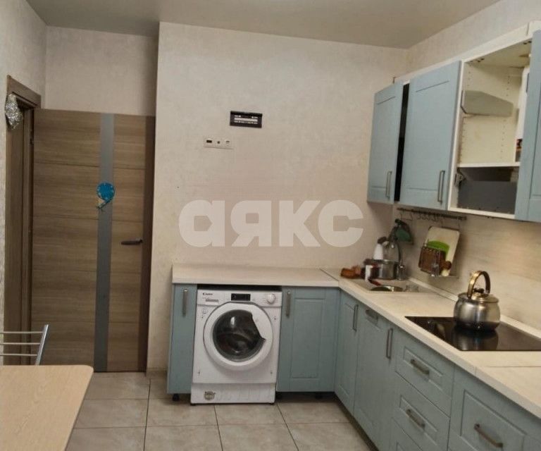 Продаётся 3-комнатная квартира, 74 м²