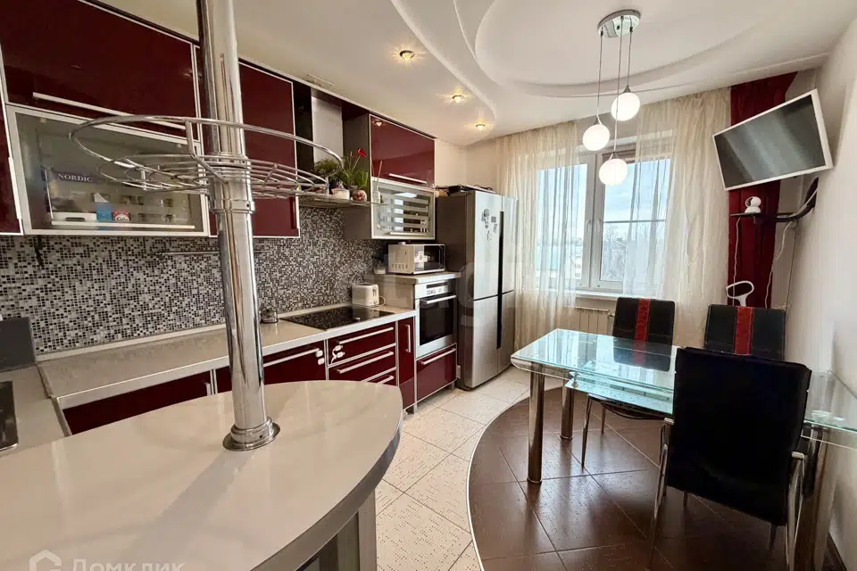Продаётся 2-комнатная квартира, 61.2 м²