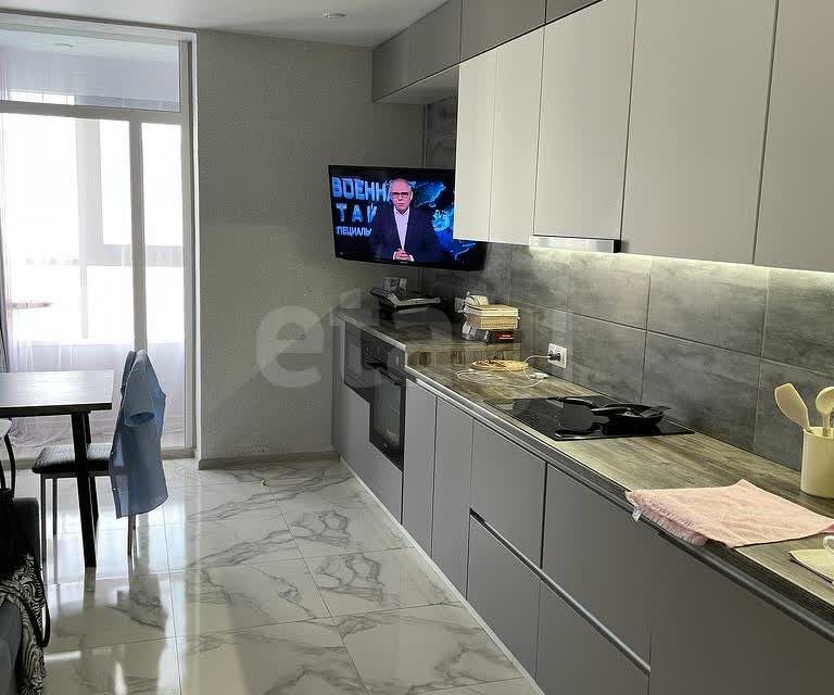 Сдаётся 1-комнатная квартира, 55 м²