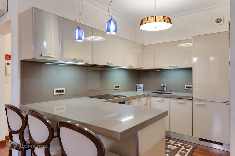 Продаётся 3-комнатная квартира, 76 м²