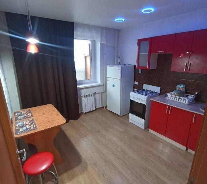 Сдаётся 1-комнатная квартира, 35 м²