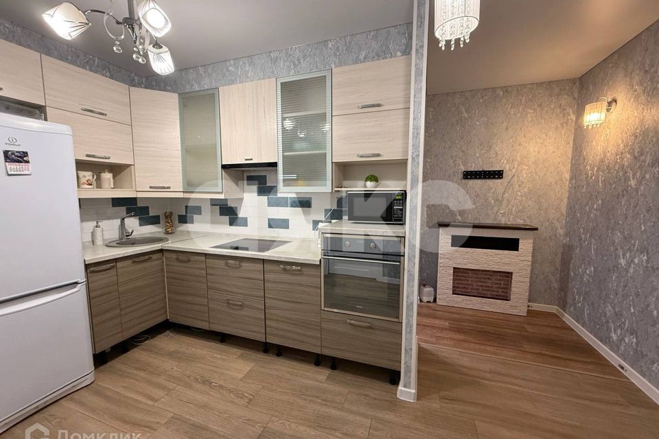 Сдаётся 2-комнатная квартира, 61 м²
