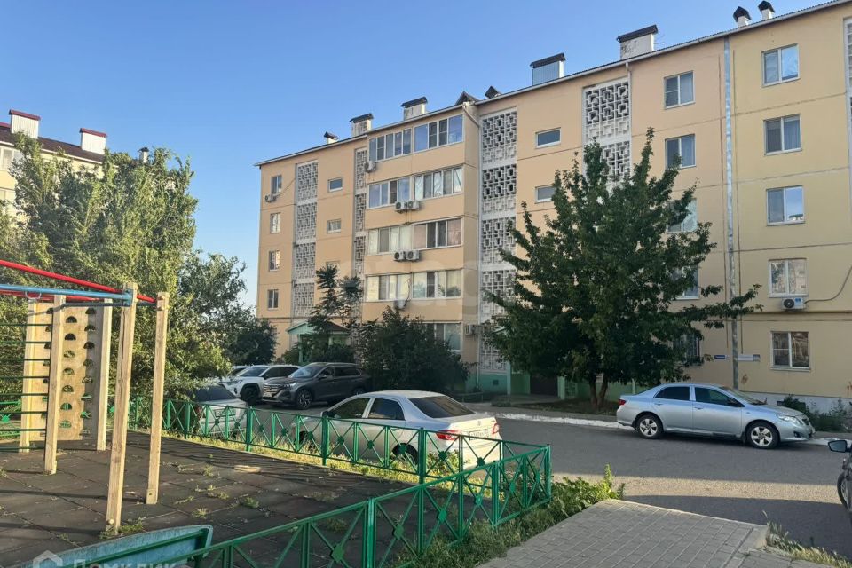 Продаётся 3-комнатная квартира, 63.5 м²