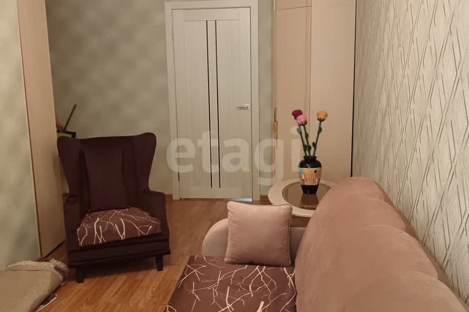 Продаётся 3-комнатная квартира, 56.1 м²