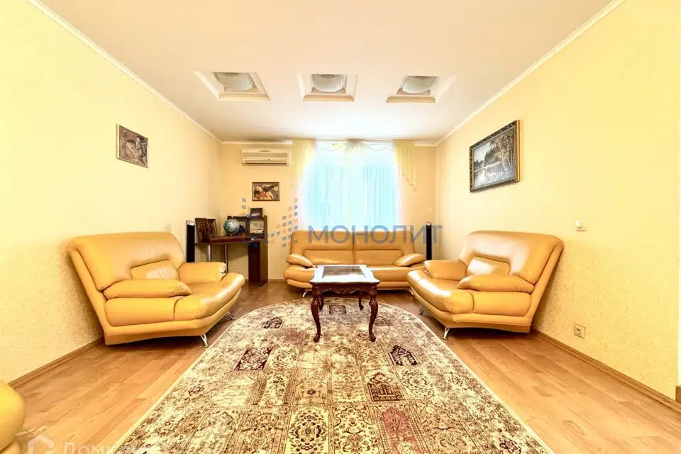 Продаётся 3-комнатная квартира, 92 м²