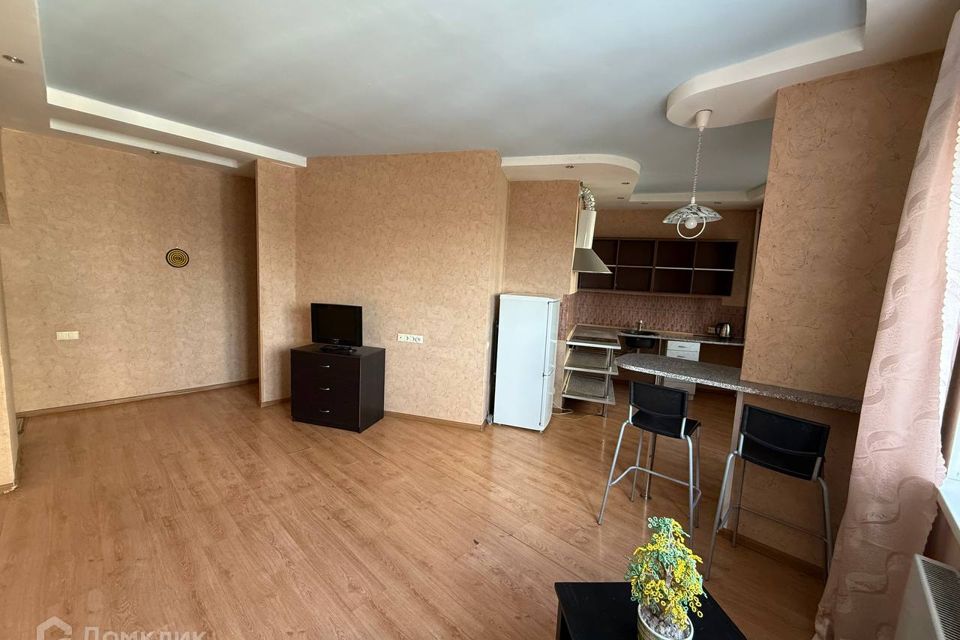 Сдаётся 2-комнатная квартира, 56.8 м²