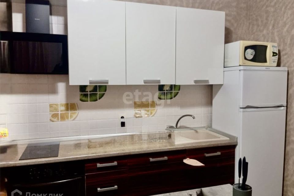 Продаётся 1-комнатная квартира, 37.6 м²