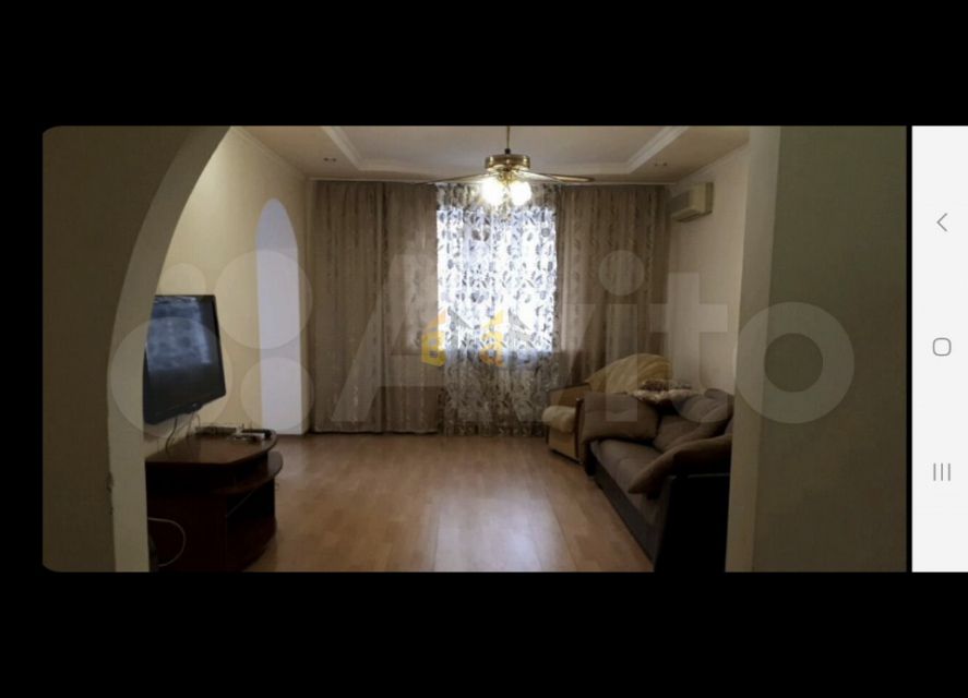 Сдаётся 3-комнатная квартира, 107 м²