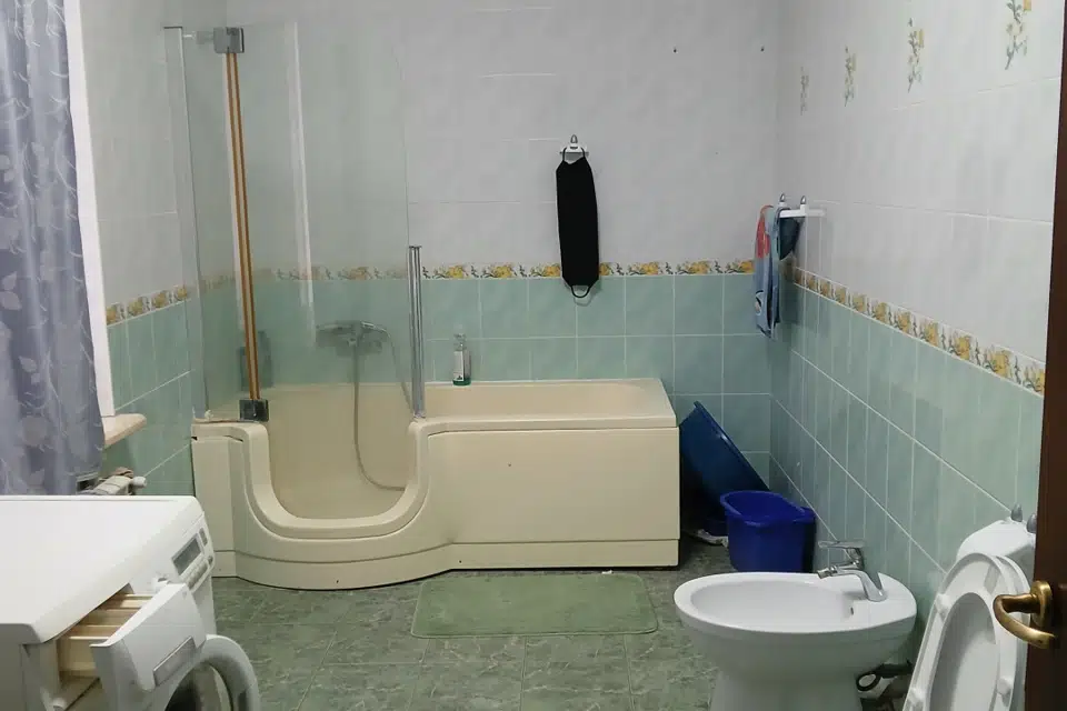 Продаётся 4-этажный дом, 251 м²