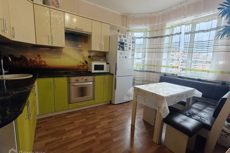 Продаётся 2-комнатная квартира, 54.5 м²