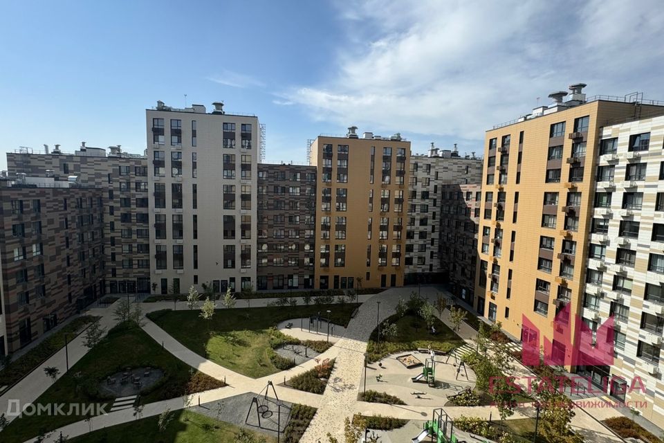 Сдаётся 2-комнатная квартира, 70 м²