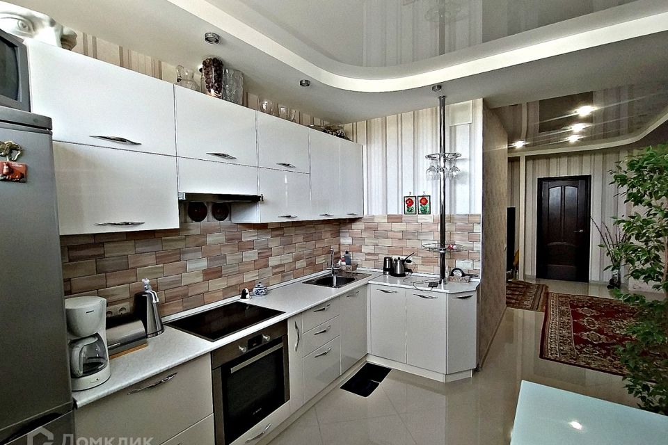 Продаётся 3-комнатная квартира, 73.7 м²
