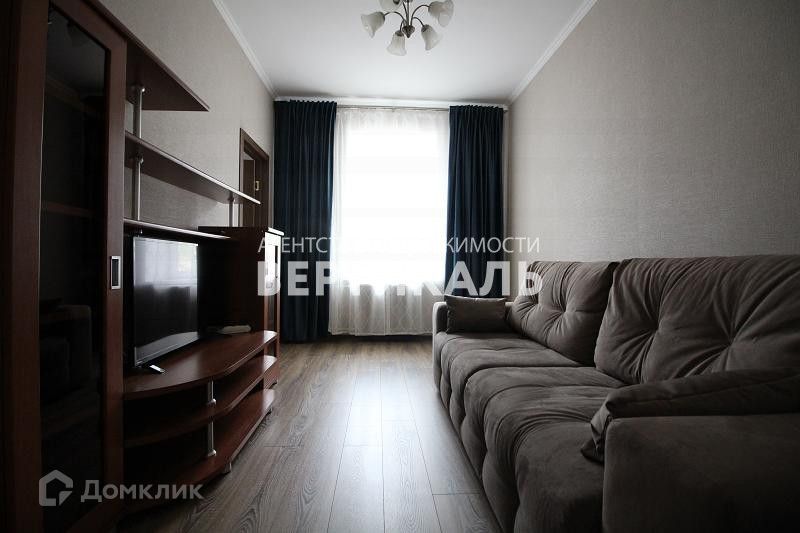 Сдаётся 2-комнатная квартира, 65 м²